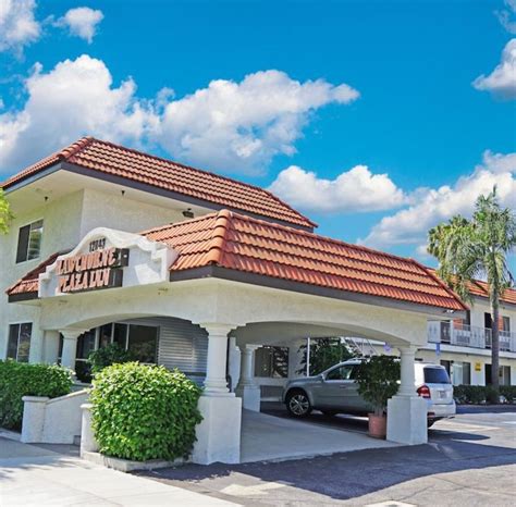 hawthorne plaza inn|hawthorne inn restaurant.